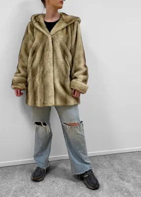 Certainly! To optimize the e-commerce product title, we should include key descriptors that highlight important features, appeal to potential buyers, and improve searchability. Heres an optimized version:

Dennis Basso Luxurious Mid-Length Faux Fur Coat for Women - Chic and Elegant Design