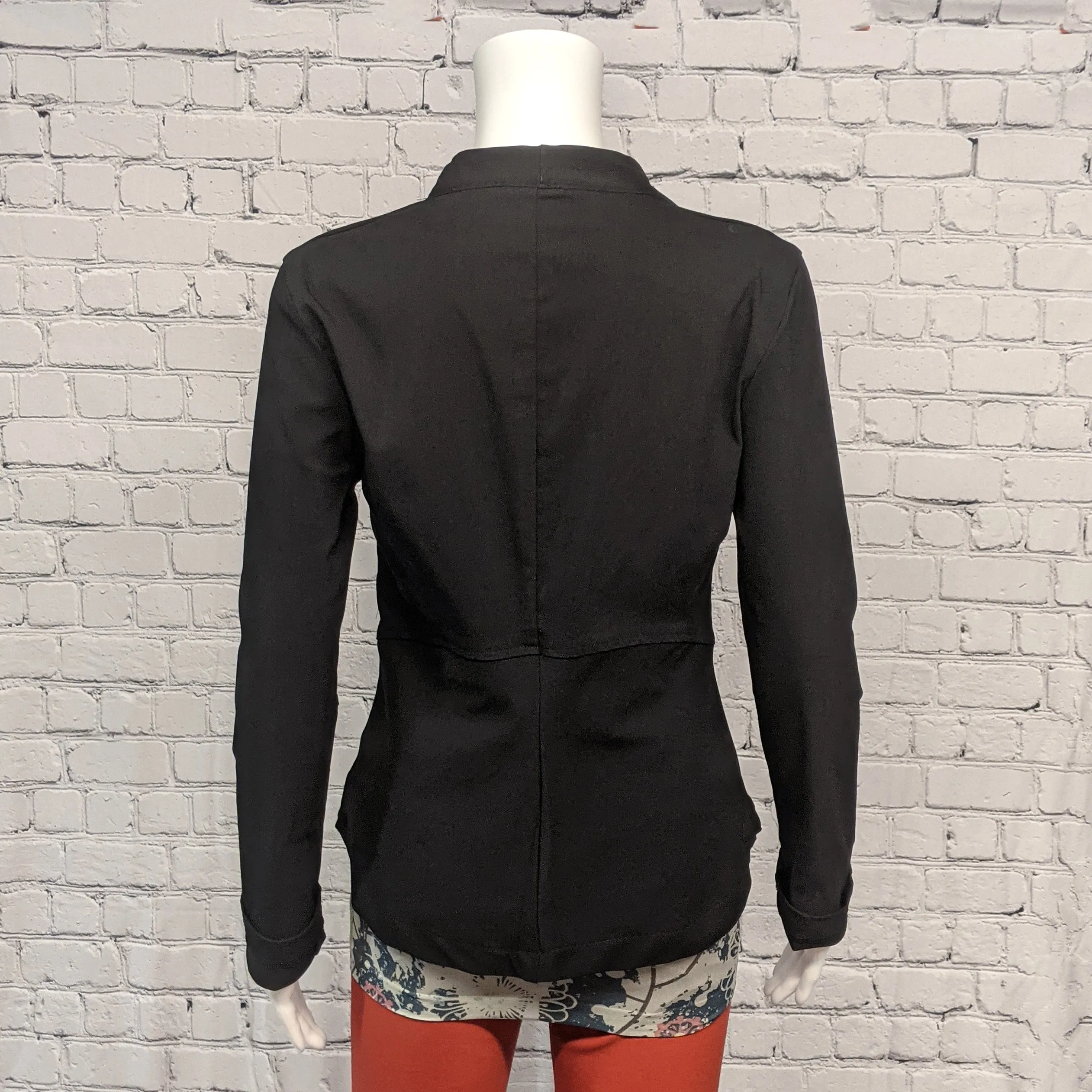 Rousseau Jacket in Black by Porto